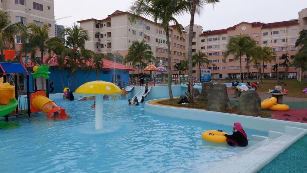 Delima Hotel & Homestay Port Dickson Esterno foto