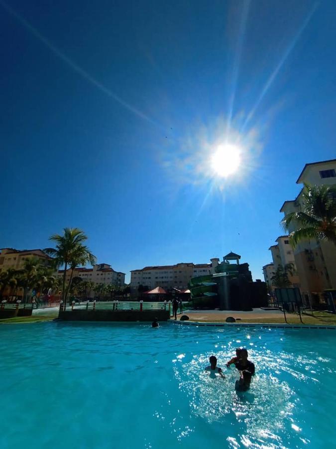 Delima Hotel & Homestay Port Dickson Esterno foto