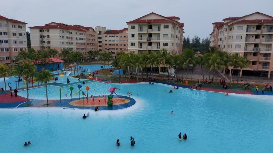 Delima Hotel & Homestay Port Dickson Esterno foto